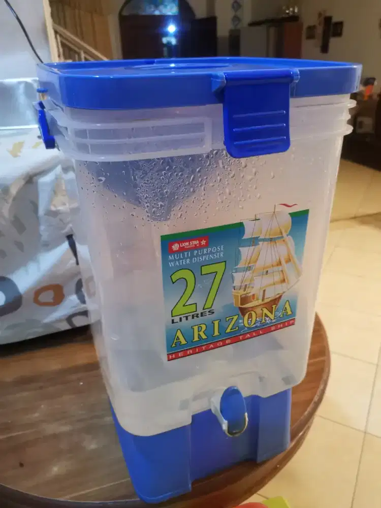 Dispenser Lion Star 27 liter dengan pompa air