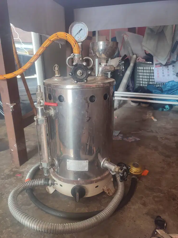 Mesin Setrika Uap Laundry Tabung Stainless – Kondisi Bagus Jarang Paka