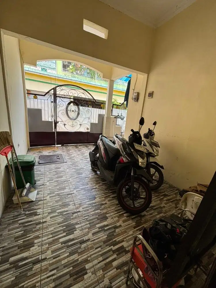 Dikontrakan / Disewakan Rumah Kapas Madya, Surabaya Timur