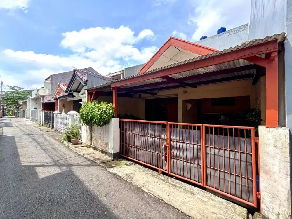 Rumah Lama Siap Huni di Tebet Timur