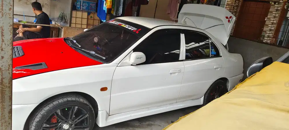 Mitsubishi Lancer 2016 Bensin