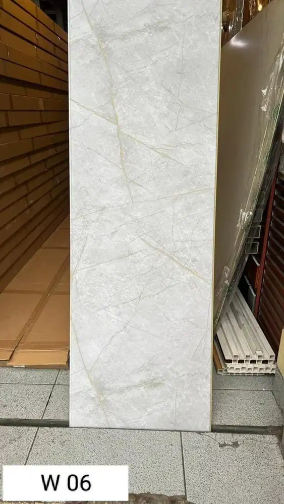 Distributor wall panel