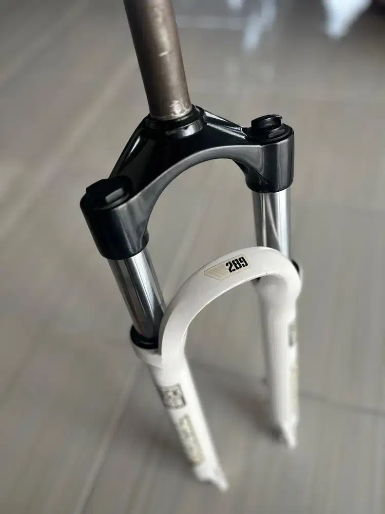 rockshox tora 289 qr t100