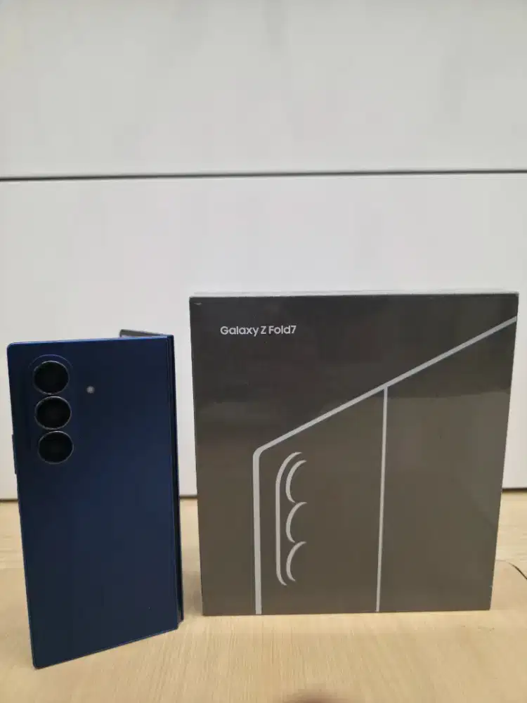 Samsung Z Fold 7 12/256 Free Voucher 1.5Jt