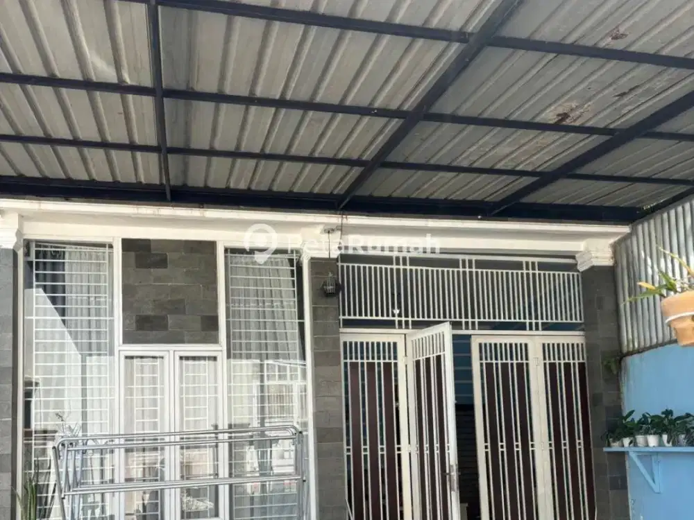 DIJUAL RUMAH JALAN LIZADRI PUTRA KOMPLEK SETIABUDI VISTA-MEDAN TUNTUNGAN (mike)