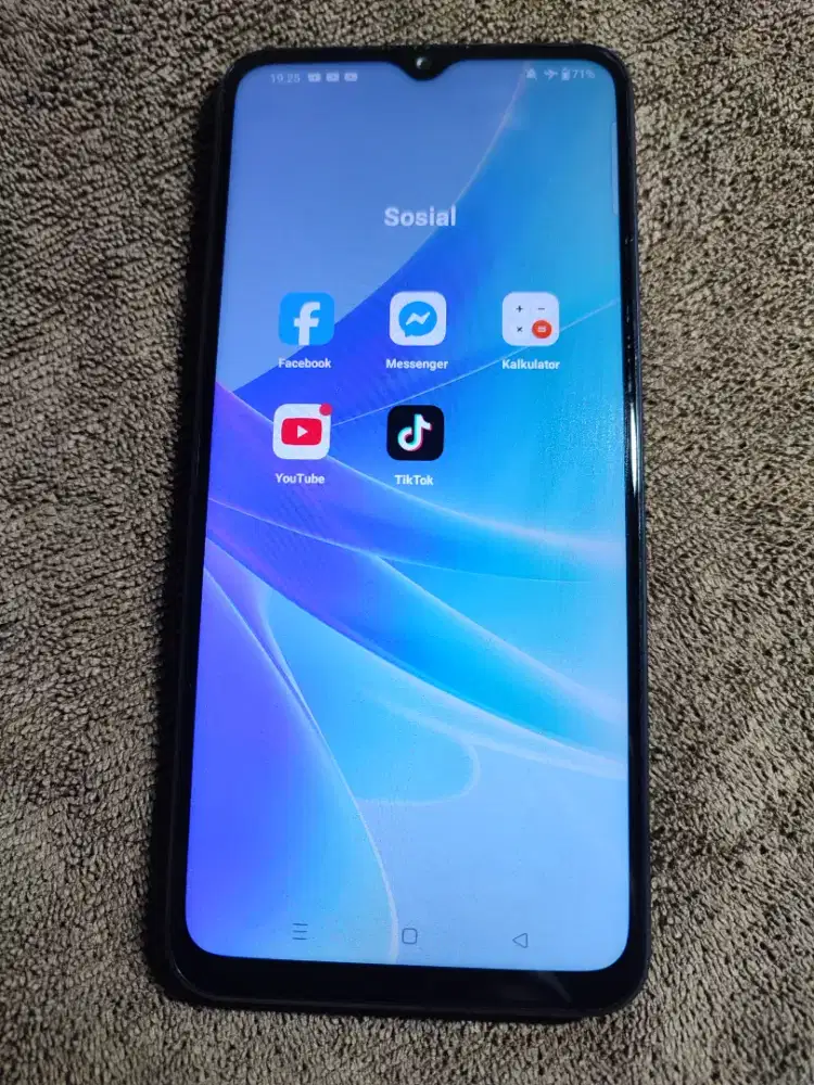 Hp oppo a77s berkualitas