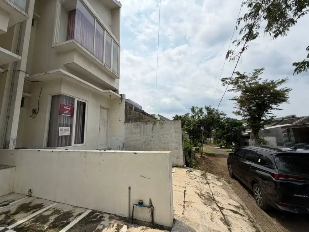 Rumah Strategis dan Murah di Kawasan Cemorokandang dekat dengan Gerbang Tol Kota Malang