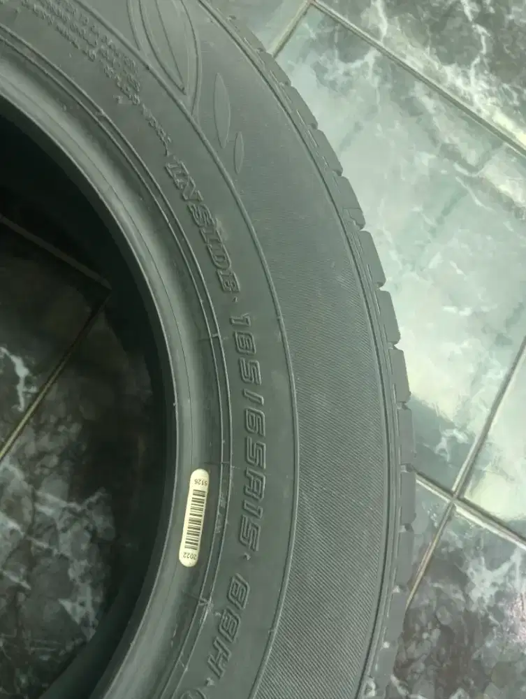 Di jual ban Merk Dunlop enasave ec300+