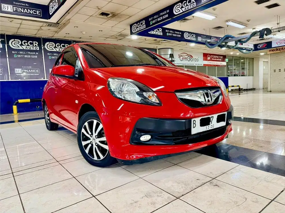 Honda Brio 1.2 E Limited Edition 2015 Merah AT Kilometer Rendah