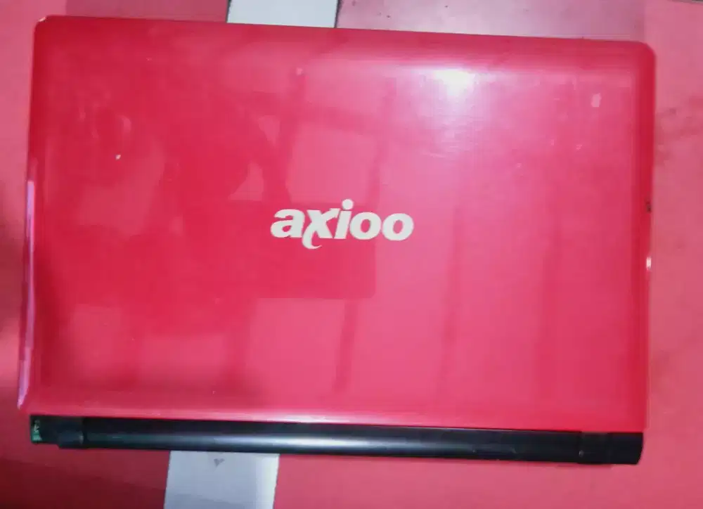 Laptop Notebook Axioo PICO M1110 Merah Hitam