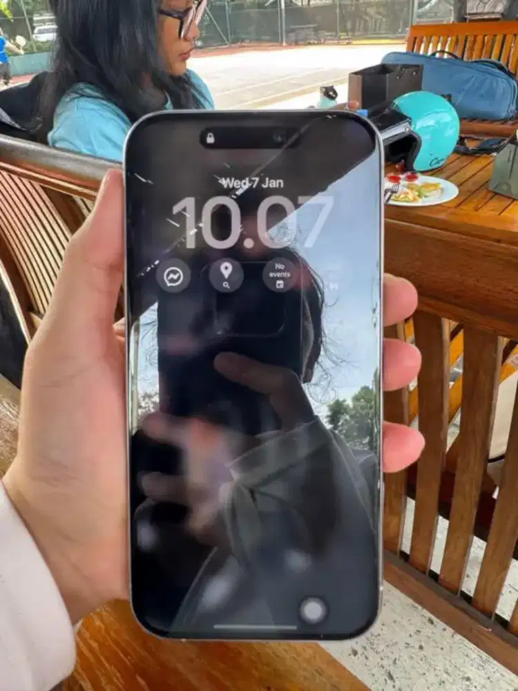 iPhone 15 pro 128 ibox