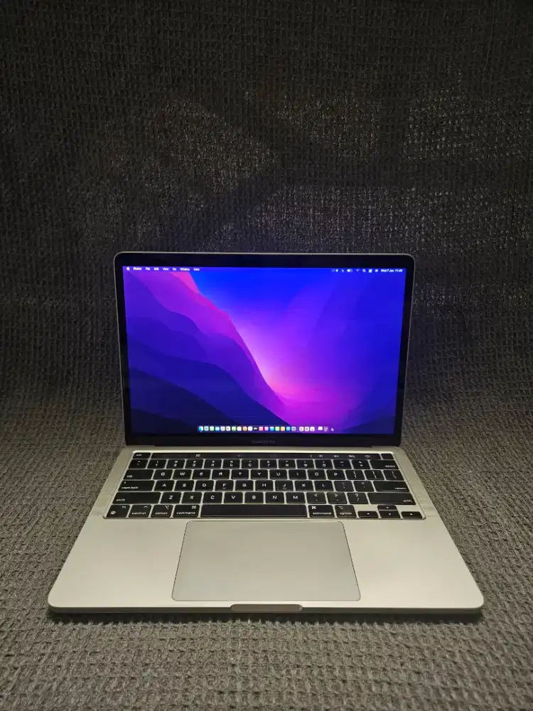 Macbook Pro 13 Inc, M2, 2025