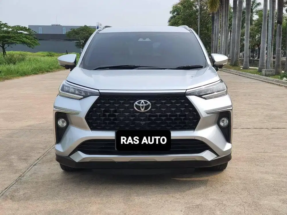 Toyota Avanza Veloz 1.5 Q TSS AT 2022 Silver