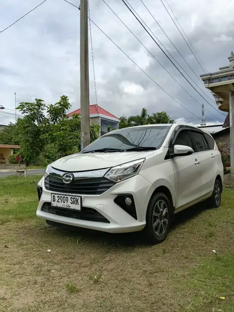 Daihatsu SIGRA R AT 1,2 kondisi ISTIMEWA B jakarta slatan
