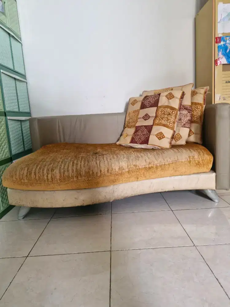Sofa bekas seperti baru