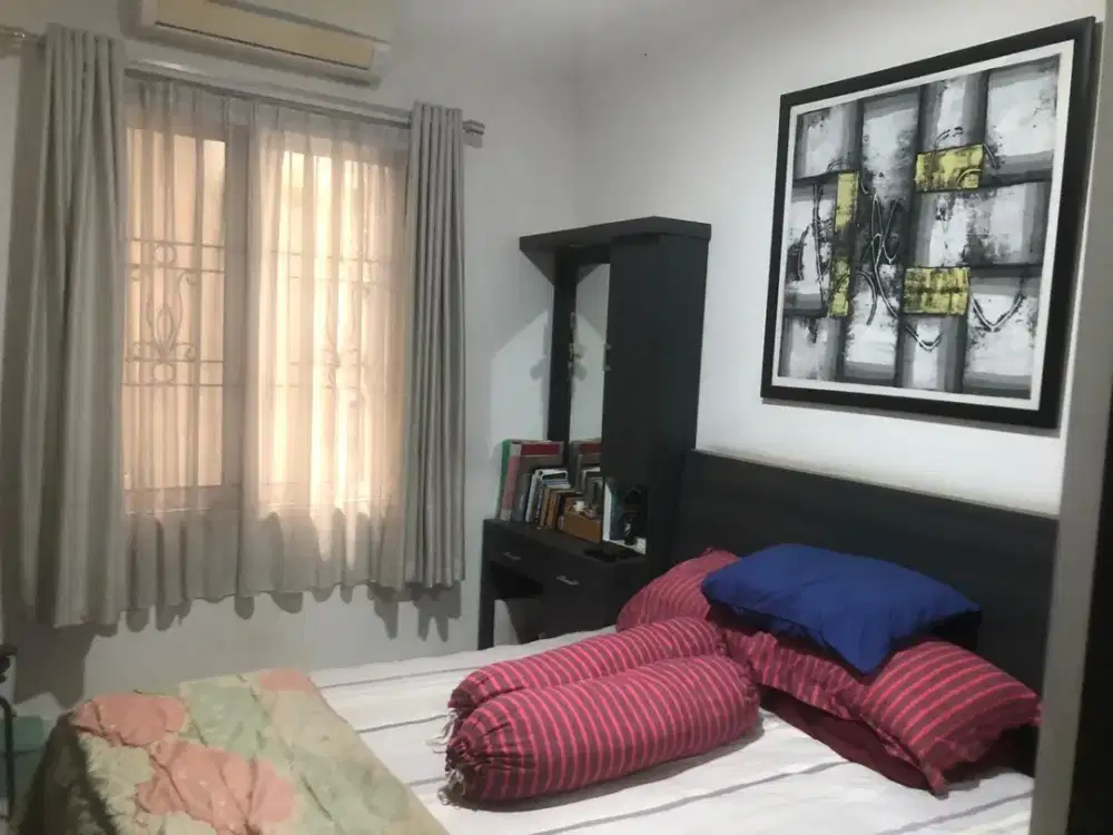 DIJUAL RUMAH DI SEVILLA BSD