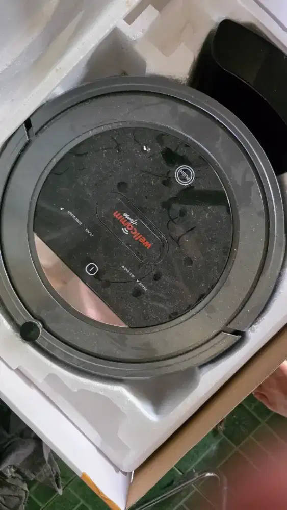 Robot vacuum welhome