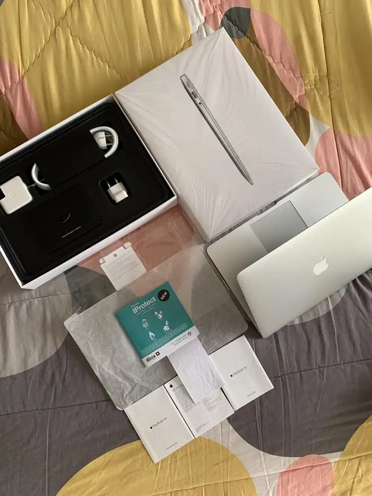 Macbook Air 13'ibox ID/A 2017 Like New Parah