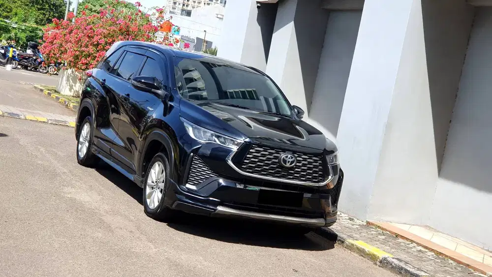 [ GARANSI 5TH ] Toyota Zenix V Hybrid 2.0 Modelista AT 2023 2024