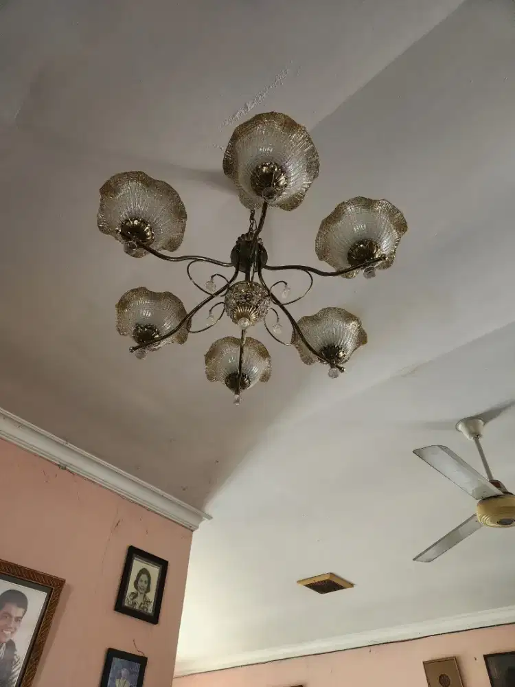 Dijual Lampu Gantung Kondisi Bagus & Terawat, Nego Sampai Deal!