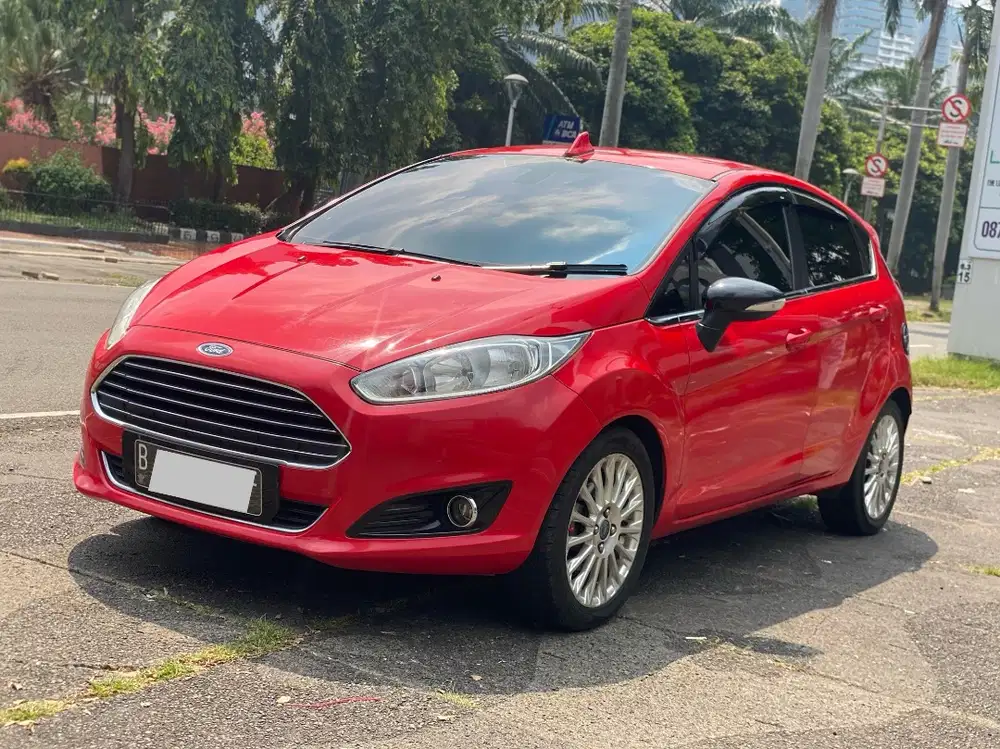 FORD FIESTA S 1.5 AT MERAH 2013