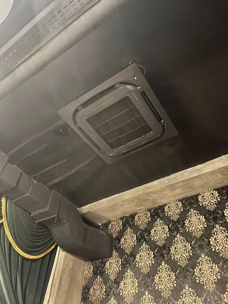 AC Cassette Daikin 5 PK