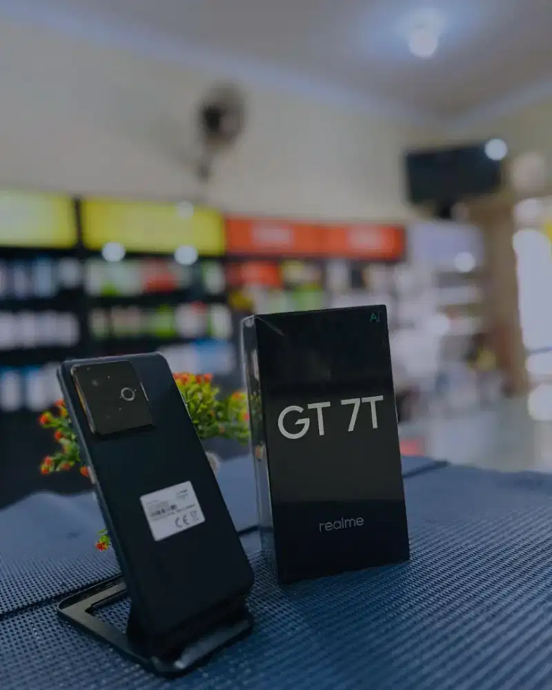 PROMO REALME GT 7T RAM 12/256 5G.BATERAI 7000.CHARGER  120WATT .
