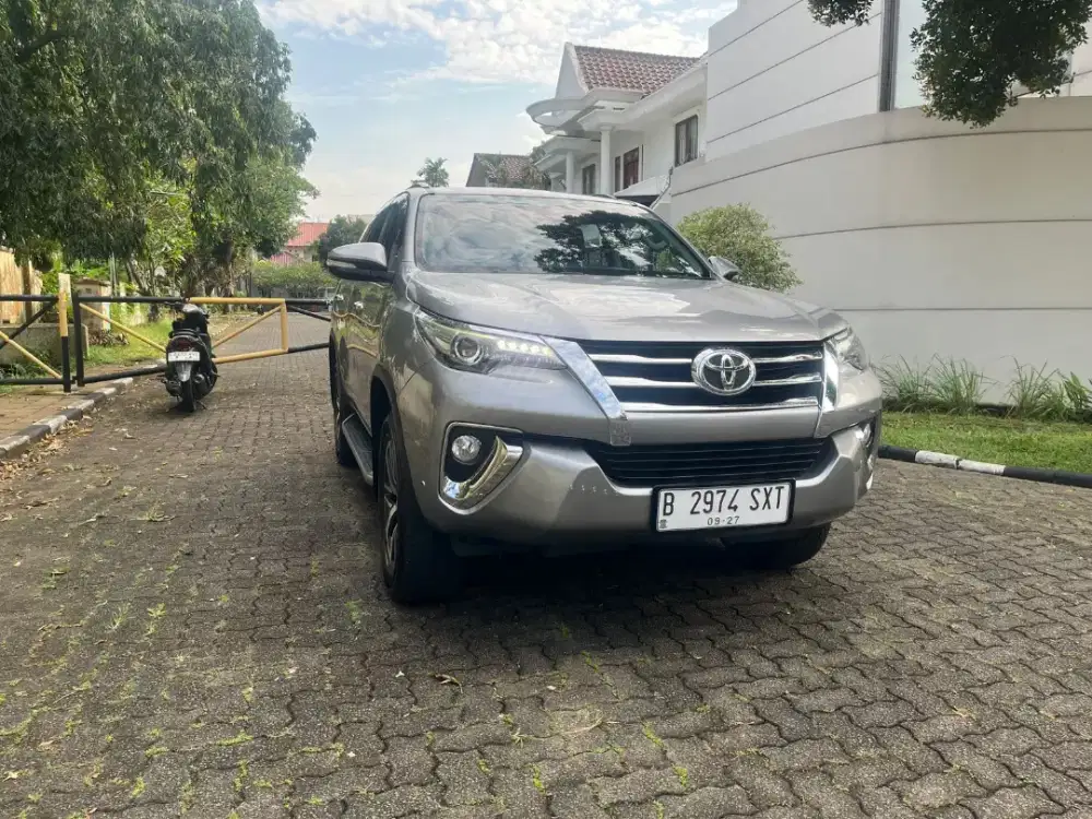Cash Fortuner VRZ 4x2 Matic 2017 Diesel