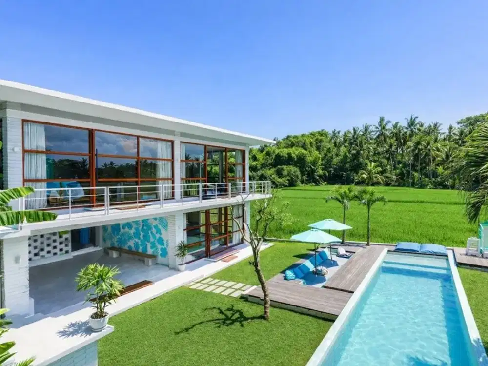 LEASEHOLD | LUXURY 5-BEDROOM VILLA WITH RICE FIELD VIEWS - TANAH LOT