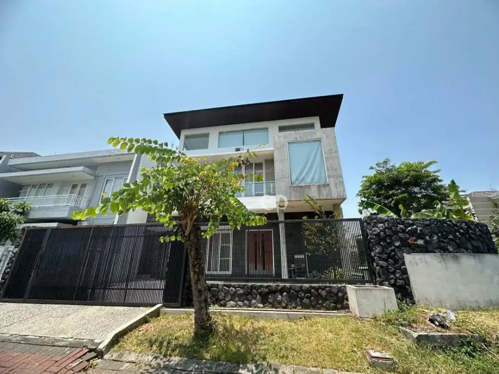 Rumah San Antonio Pakuwon City Minimalis