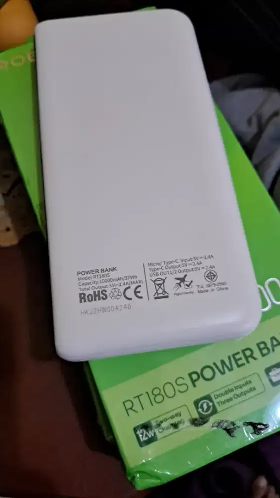 Power Bank ROBOT RT180S 10000mAh - 3 Tipe Output, Charging 12W