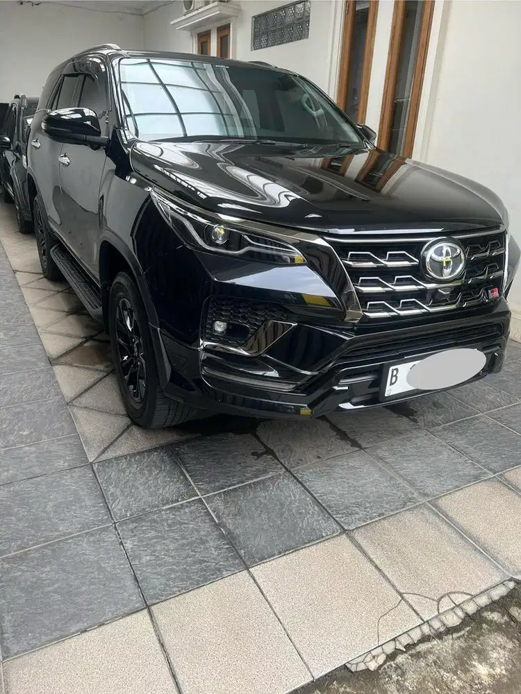 Toyota fortuner 2023