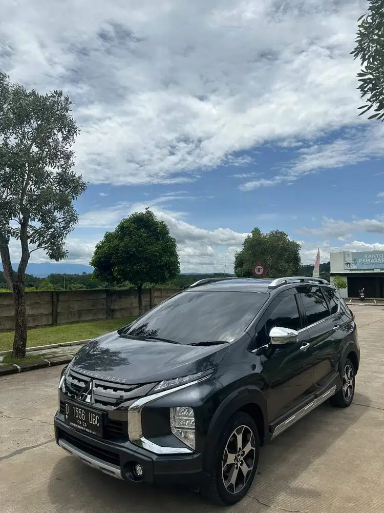 JUAL XPANDER CROSS MATIC TIPE TERTINGGI TAHUN 2020