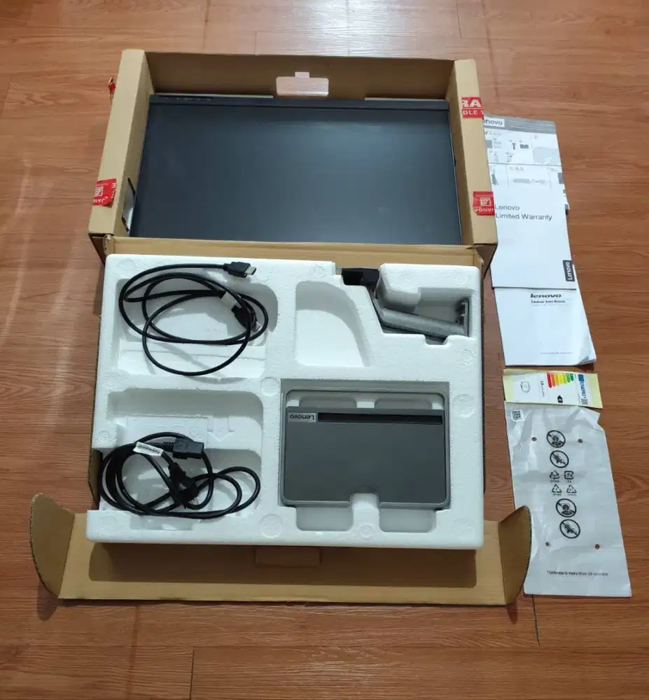 Monitor Lenovo L24i-30 24inch FHD IPS (Garansi s/d Juli 2026)