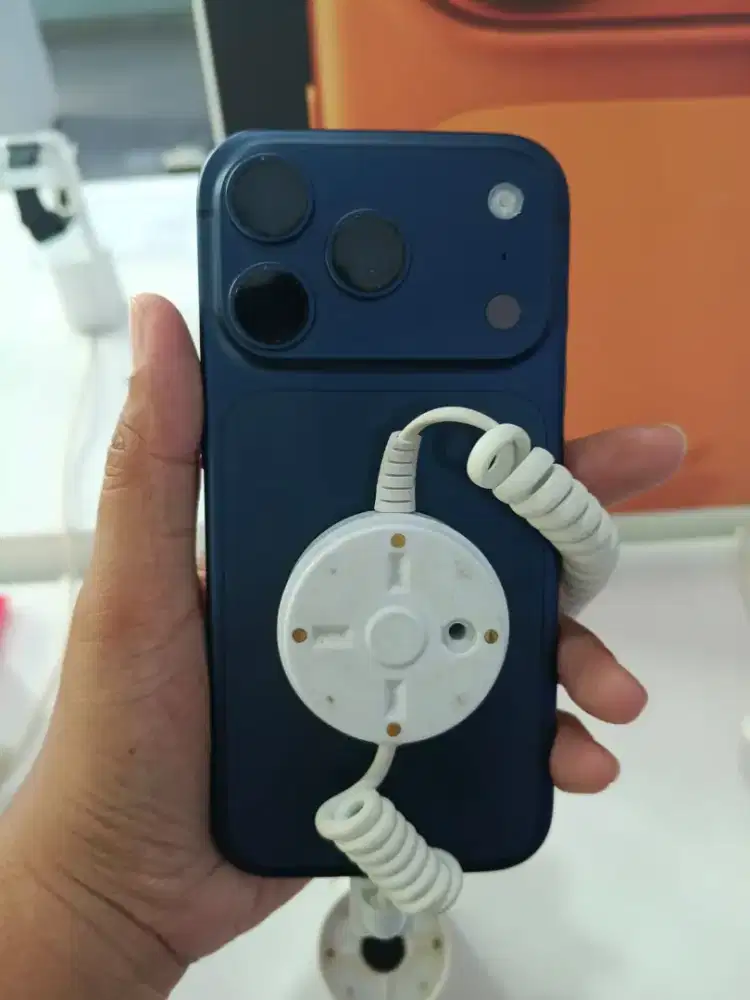 Kredit hp iphone 17 pro bunga 0% free 2x cicilan