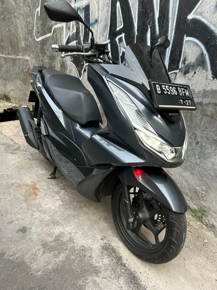 Honda Pcx 160 Cbs Abu Abu 2022 Pajak Hidup Tangan Pertama Dari Baru