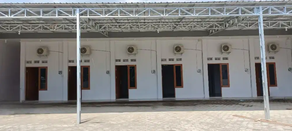 Kost Pria parkiran luas palagan