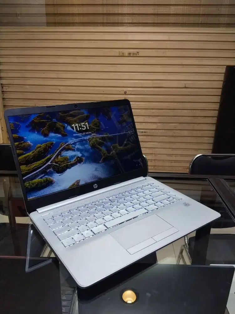 HP 14s CF3039TU i3 1005G1 RAM 8GB SSD 256GB NVMe