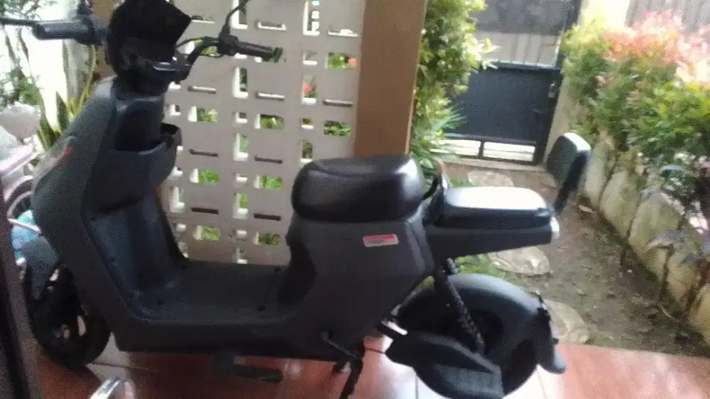 Sepeda listrik u winfly mulus 2025