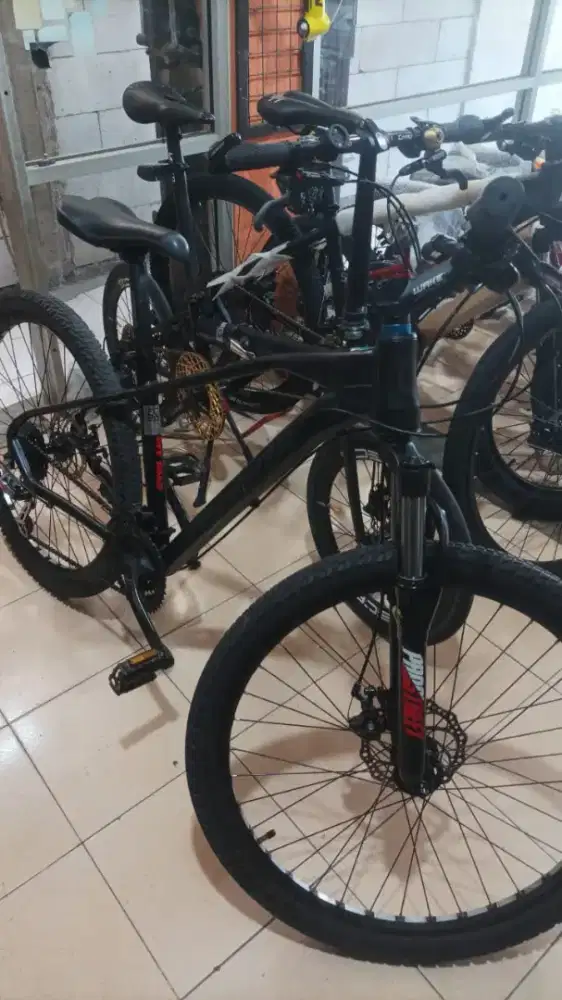 Sepeda Gunung Turanza 3x 8 speed bekas