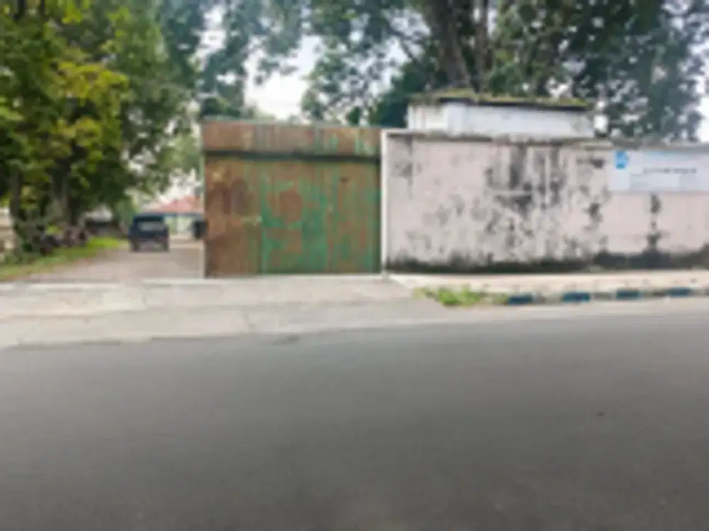 DIJUAL 3 BIDANG TANAH DENGAN TOTAL LUAS 14.725 M2 BERIKUT BANGUNAN - PASURUAN