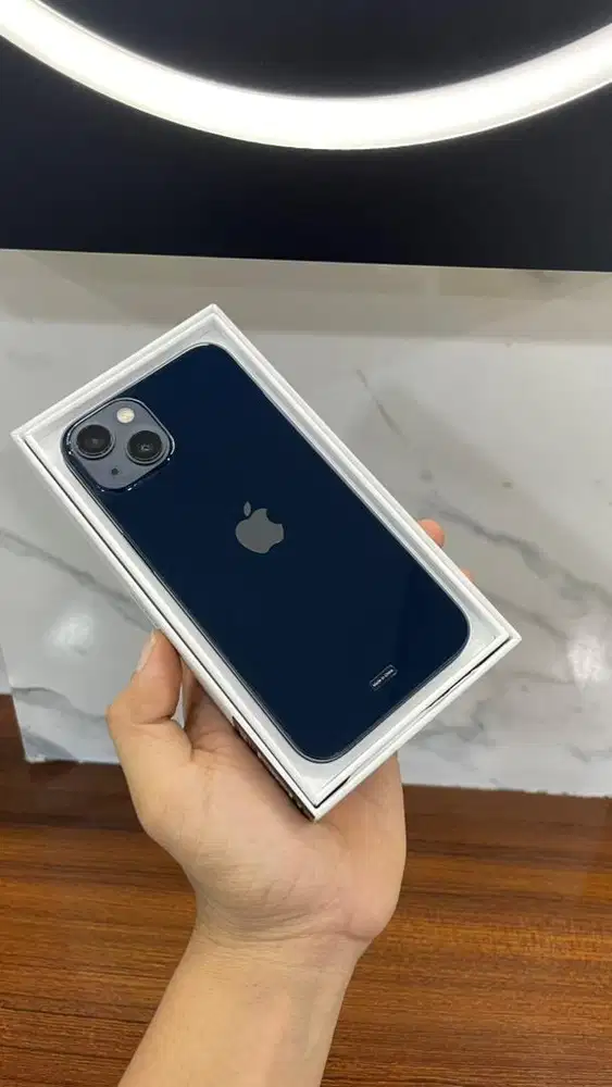 iPhone 13 128 gb iBox bh 100% garansia aktif sampai Juli 2026 like new