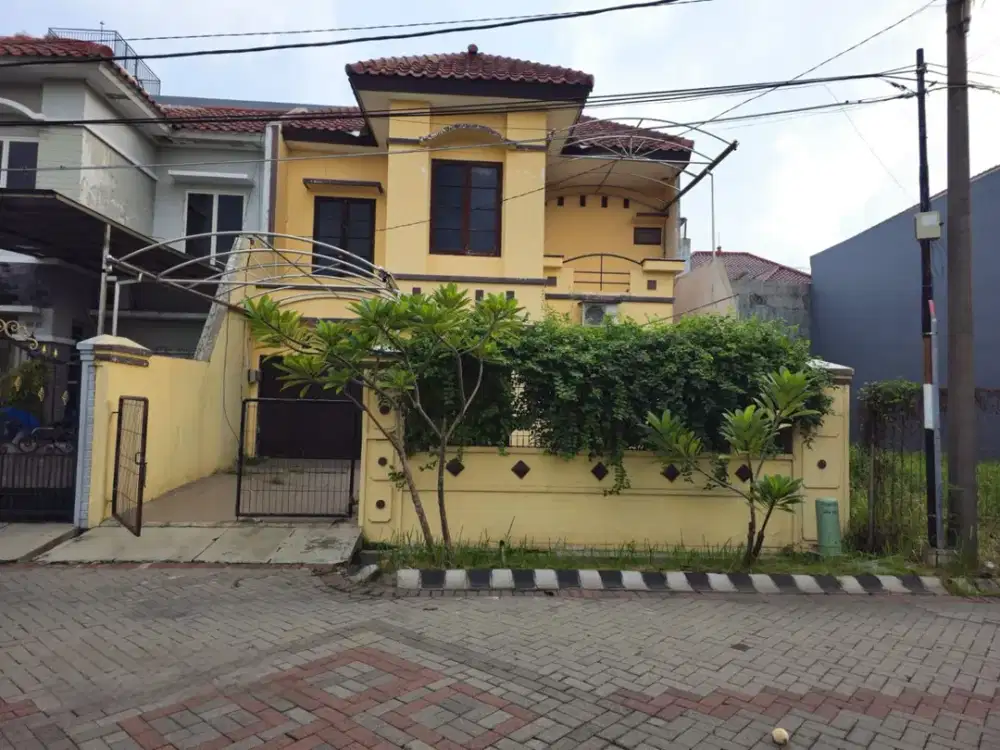 Dijual rumah hitung tanah dharmahusada mas