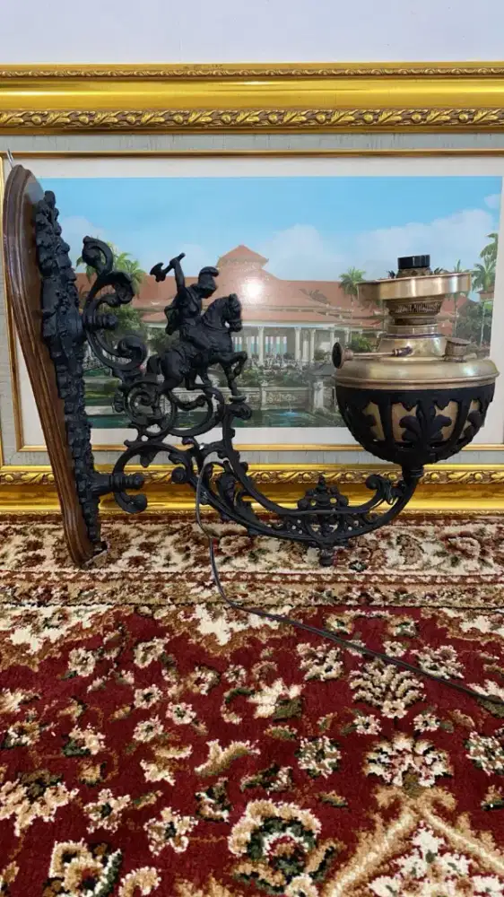 JUAL CEPAT LAMPU EROPA 1 UNIT RANGKA BESI TANGKI KUNINGAN