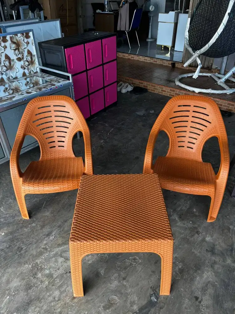 SALE KURSI TERAS PLASTIK