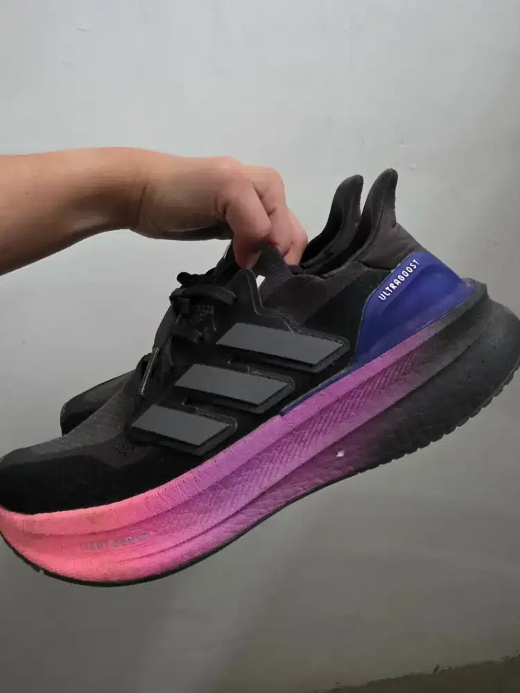 Adidas ultraboost 5 special edition size 42