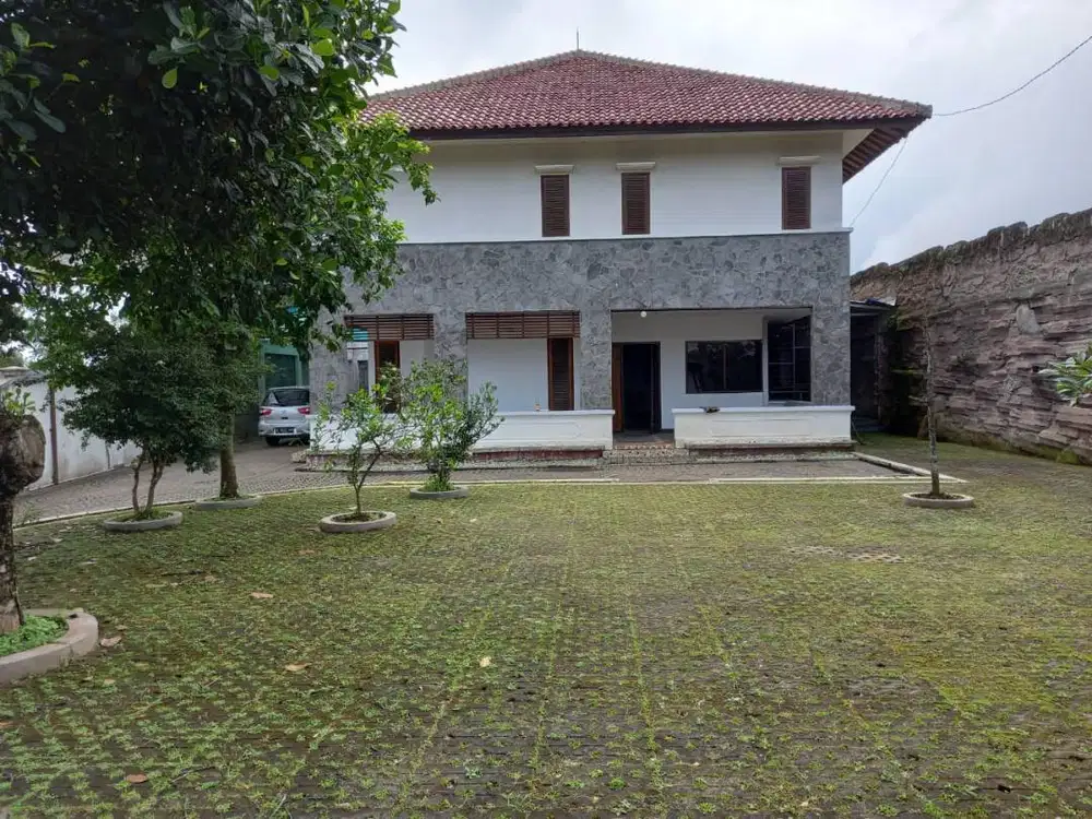 Dijual Villa Asri 2 Lantai di Daerah Bandung Utara