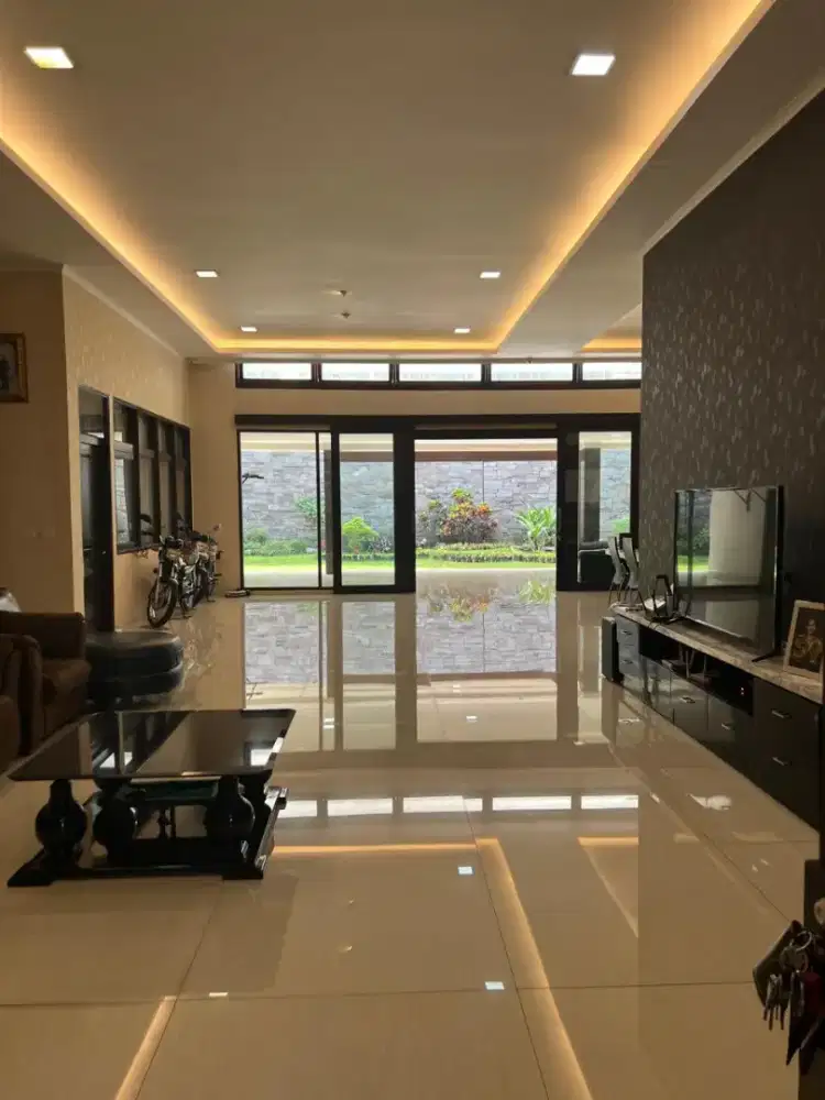 Taman Sakura Mainroad 1 Lantai Semi Furnished