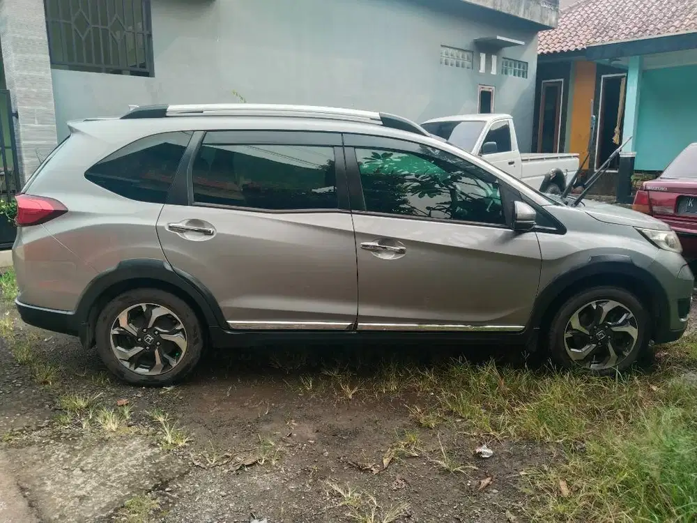 Mobil terawat milik sendiri, no laka no banjir