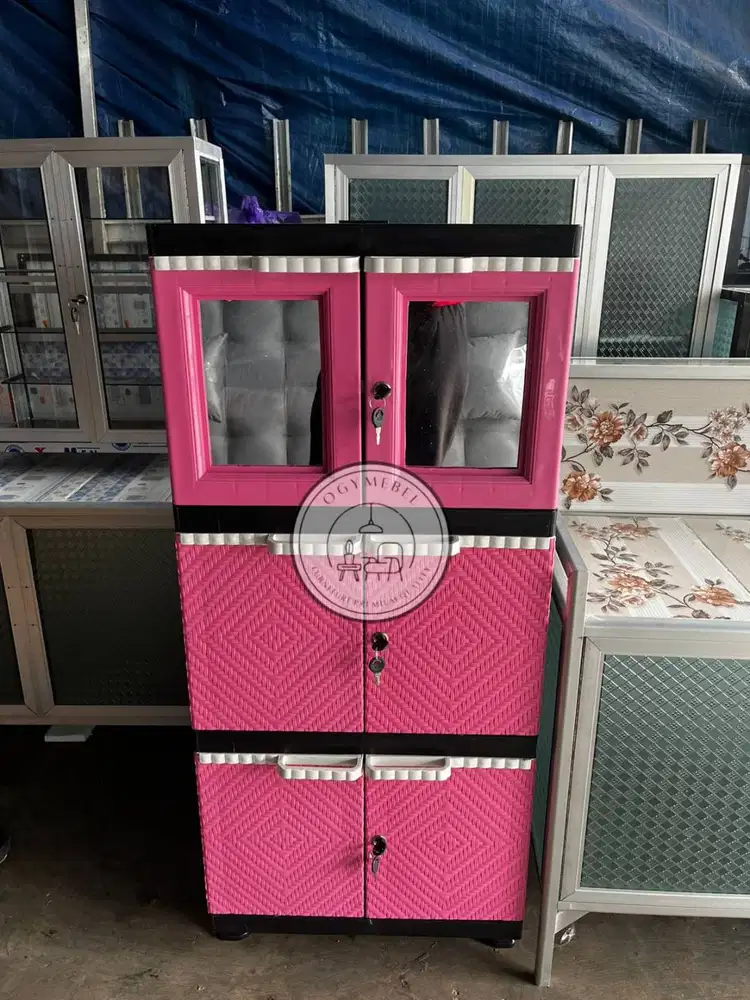 SALE LEMARI PLASTIK PINK